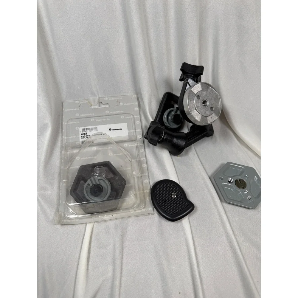 Manfrotto 3025 3-Way Pan Tilt Tripod Head with 625 Rapid Connect Adapter Plates